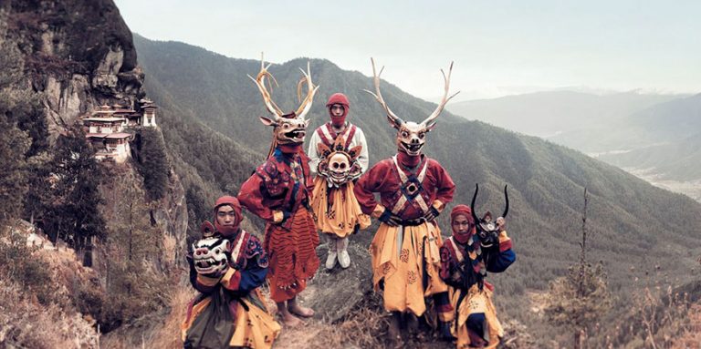5c0e5711106a5-indigenous-cultures-homage-to-humanity-jimmy-nelson-7-5c09181c61fbb__880